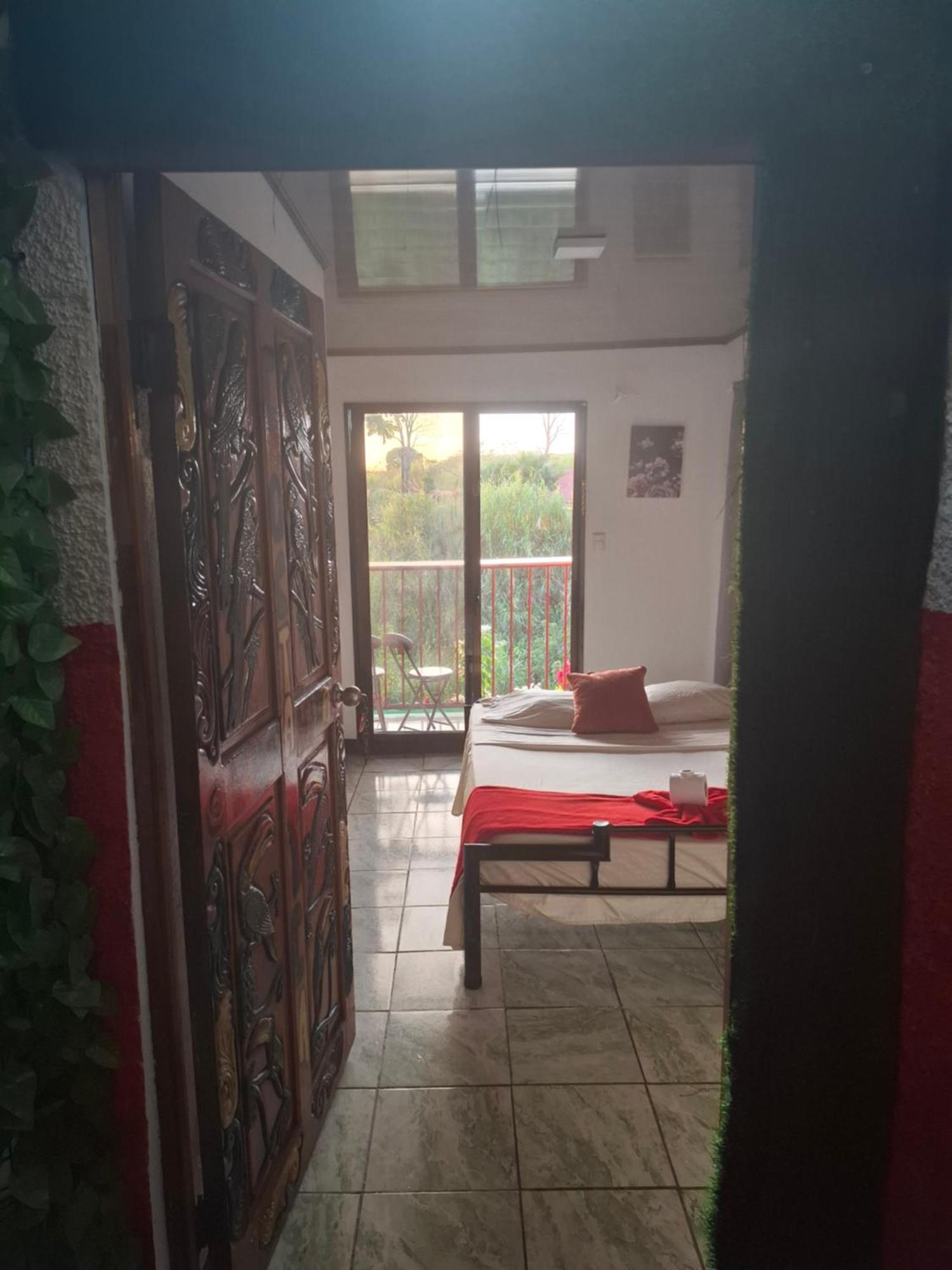 Aparthotel Villa Pacande & Rooms Pilas Стая снимка