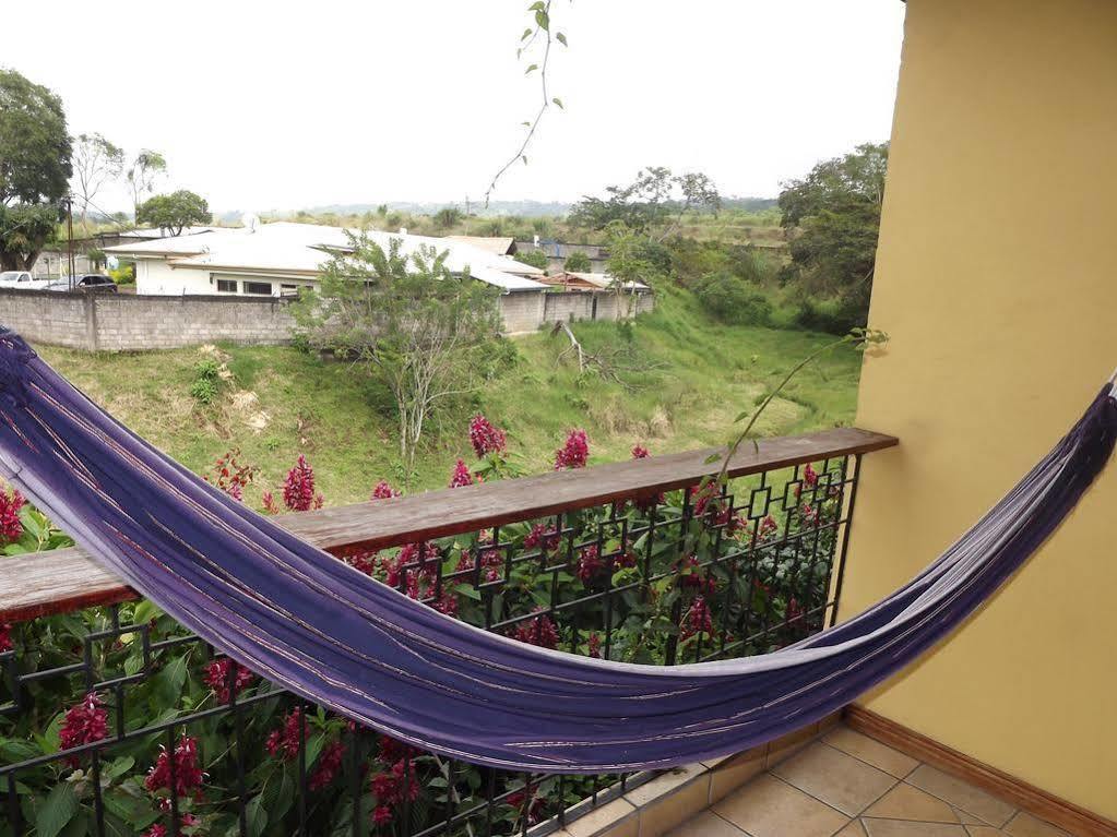 Aparthotel Villa Pacande & Rooms Pilas Екстериор снимка